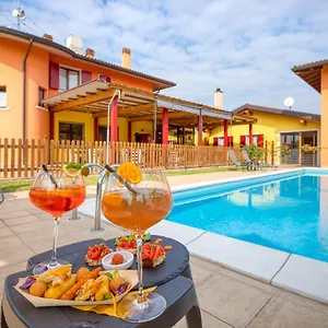 villa-camporosso-cola.hotelinveneto.com/